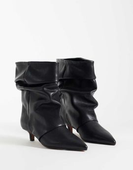 ASOS DESIGN ASOS DESIGN Rosario slouch kitten heel boots in black