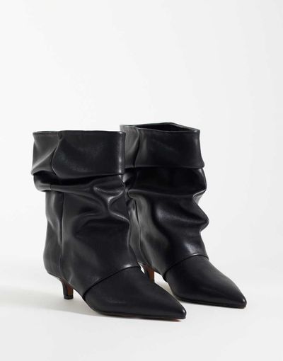 ASOS DESIGN ASOS DESIGN Rosario slouch kitten heel boots in black