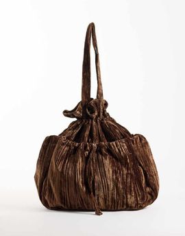 ASOS DESIGN ASOS DESIGN ruched pocket tote bag in chocolate velvet-Brown