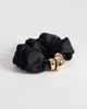 ASOS DESIGN ASOS DESIGN scrunchie with gold-tone bead detailing in black - 2