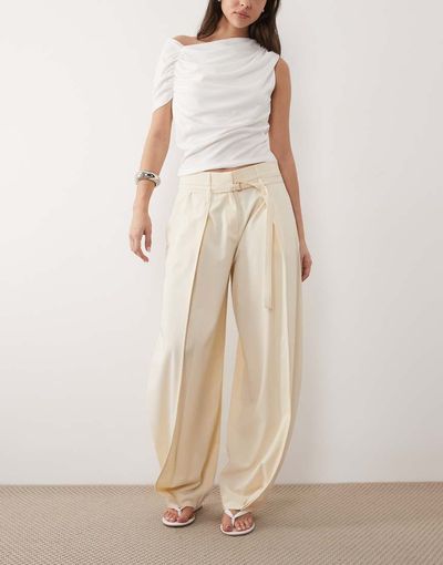 ASOS DESIGN ASOS DESIGN self belt high waisted barrel pants in ivory-White