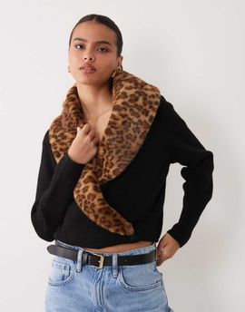 ASOS DESIGN ASOS DESIGN shawl wrap cardigan with leopard fur collar in black