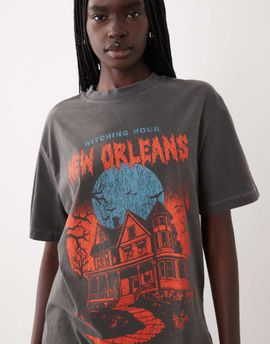 ASOS DESIGN ASOS DESIGN short sleeve oversized New Orleans Halloween graphic top in washed charcoal-Gray