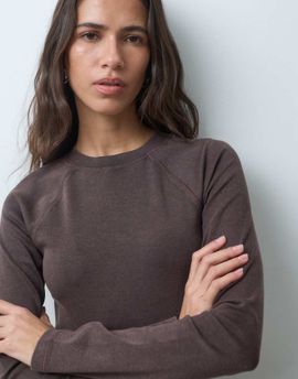 ASOS DESIGN ASOS DESIGN shrunken raglan long sleeve baby tee in washed chocolate-Brown