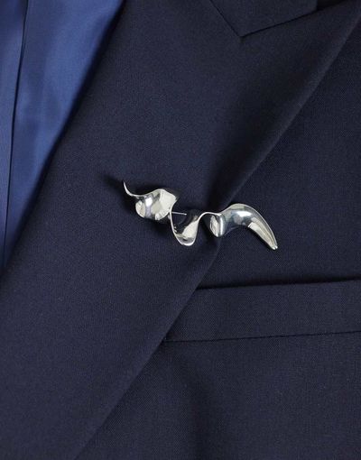 ASOS DESIGN ASOS DESIGN single brooch with abstract design in silver tone