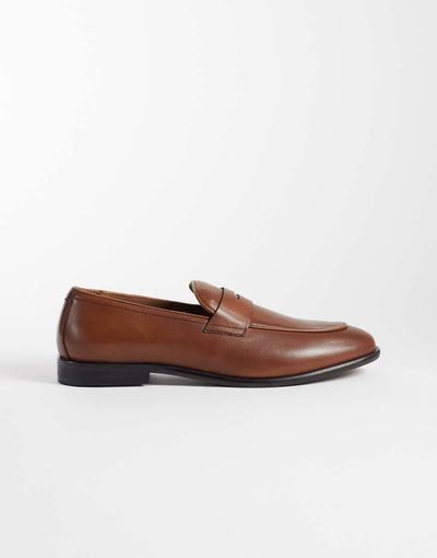 ASOS DESIGN ASOS DESIGN slim penny loafers in tan leather-Brown