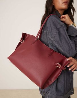 ASOS DESIGN ASOS DESIGN smooth tote bag with belt detailing in burgundy-Red