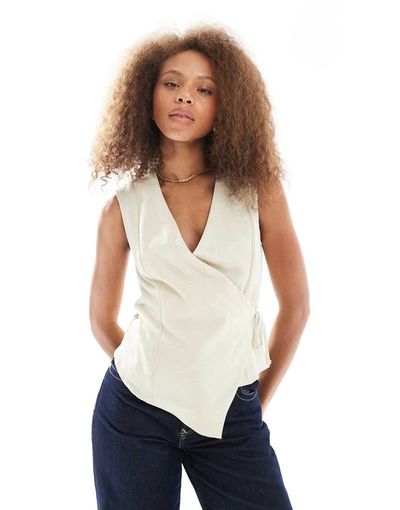 ASOS DESIGN ASOS DESIGN soft touch wrap sleeveless blouse in buttermilk-Yellow