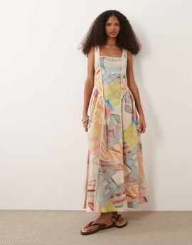 ASOS DESIGN ASOS DESIGN square neck midi dress with sculpted bust and contrast piping in print-Multi