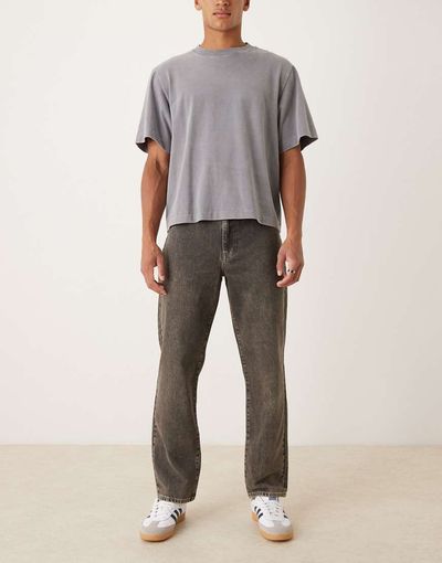 ASOS DESIGN ASOS DESIGN straight leg jeans in gray wash with tint