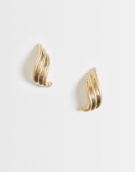 ASOS DESIGN ASOS DESIGN stud earrings with curved design in brushed gold tone