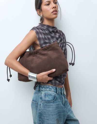 ASOS DESIGN ASOS DESIGN suede cloud clutch bag in chocolate-Brown