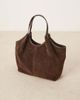 ASOS DESIGN ASOS DESIGN suede pinched handle scoop tote bag in coffee brown - 2