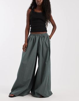 ASOS DESIGN ASOS DESIGN super wide leg pants in green