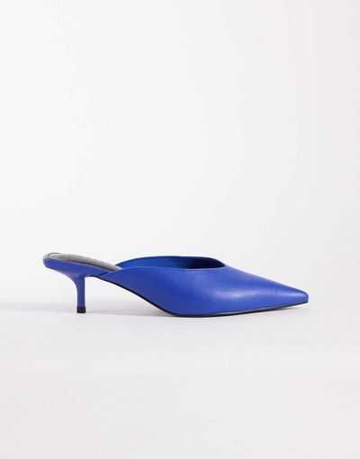 ASOS DESIGN ASOS DESIGN Surprise pointed kitten heeled mules in cobalt blue