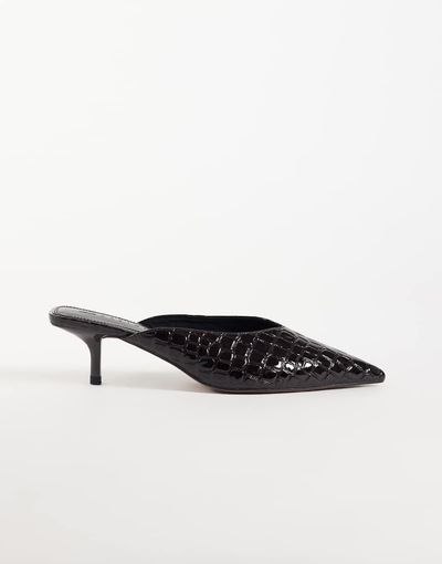 ASOS DESIGN ASOS DESIGN Surprise pointed toe kitten heel mules in chocolate croc-Brown