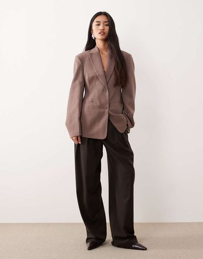 ASOS DESIGN ASOS DESIGN tailored cocoon sleeve molded hip blazer in brown