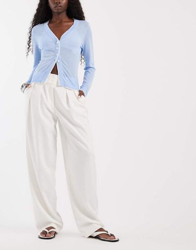 ASOS DESIGN ASOS DESIGN tailored double pleated tapered pants in cream-White