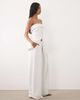 ASOS DESIGN ASOS DESIGN Tailored floaty deep pleat horseshoe pants in white - 4