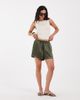 ASOS DESIGN ASOS DESIGN Tailored runner shorts in satin in khaki-Green - 3