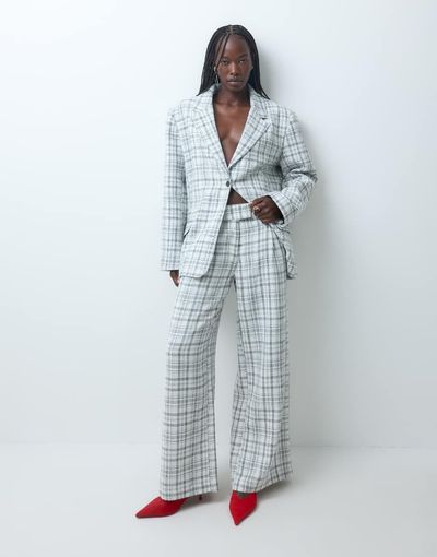 ASOS DESIGN ASOS DESIGN tailored tapered mensy pants in winter white plaid