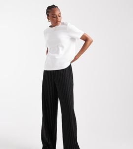 ASOS DESIGN ASOS DESIGN Tall tailored relaxed straight leg pants in black pinstripes