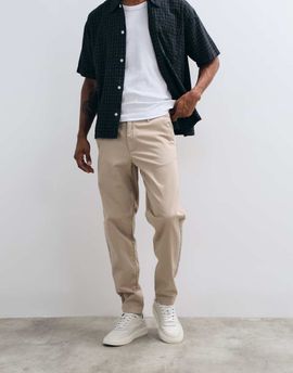 ASOS DESIGN ASOS DESIGN tapered chinos in beige-Neutral