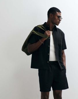 ASOS DESIGN ASOS DESIGN textured shorts in mid length in black - part of a set