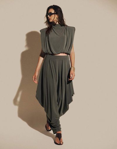 ASOS DESIGN ASOS DESIGN volume drape pants in khaki - part of a set-Green
