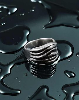 ASOS DESIGN ASOS DESIGN waterproof stainless steel ridge edges ring in brushed silver