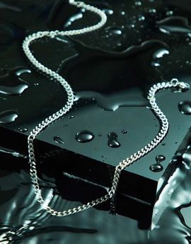 ASOS DESIGN ASOS DESIGN waterproof stainless steel short slim 4mm neck chain in silver