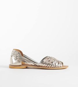 ASOS DESIGN ASOS DESIGN Wide fit Fray leather woven flat sandals in gold
