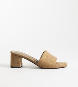 ASOS DESIGN ASOS DESIGN Wide Fit Honeycomb mid heeled mules in taupe suedette-Brown