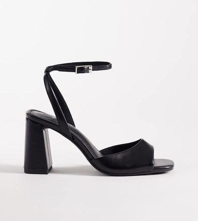 ASOS DESIGN ASOS DESIGN Wide Fit Honor barely there mid height block heel sandals in black PU