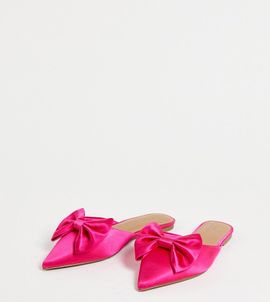 ASOS DESIGN ASOS DESIGN Wide Fit Lass oversized bow pointed flat mules in pink satin