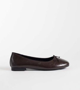 ASOS DESIGN ASOS DESIGN Wide Fit Lion bow ballets in chocolate-Brown