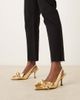 ASOS DESIGN ASOS DESIGN Wide Fit Saffron bow detail mid heel shoes in gold - 4