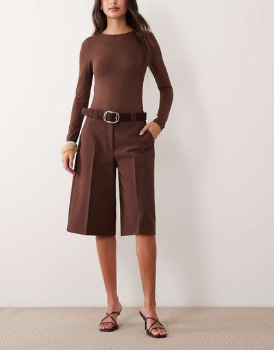 ASOS DESIGN ASOS DESIGN wide leg clean Bermuda shorts in brown