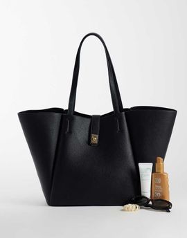 ASOS DESIGN ASOS DESIGN winged tote bag with lock detail in black
