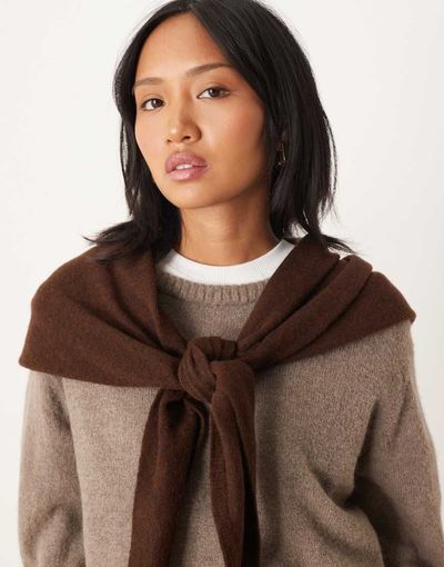 ASOS DESIGN ASOS DESIGN wool knit triangle scarf in chocolate-Brown