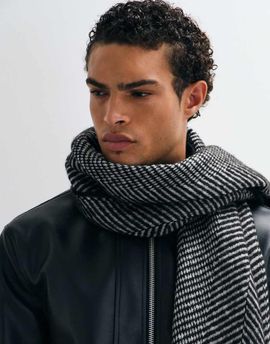 ASOS DESIGN ASOS DESIGN woven herringbone scarf in monochrome-Black