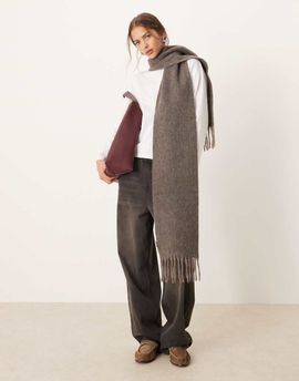 ASOS DESIGN ASOS DESIGN woven wool mix scarf with tassel design in brown mole