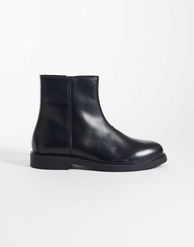 ASOS DESIGN ASOS DESIGN zip up boots in black leather