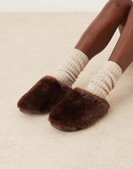 ASOS DESIGN ASOS DESIGN Zori premium sheepskin mules in chocolate-Brown