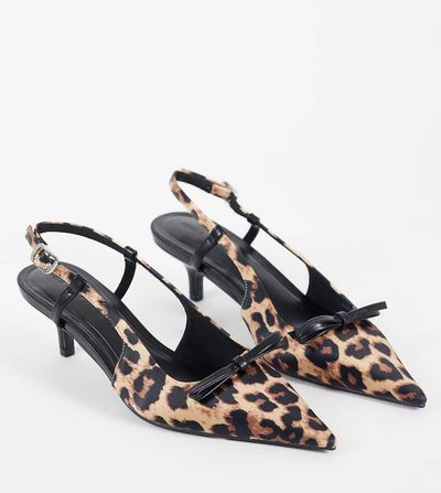 Asos Design Wide Fit ASOS DESIGN Wide Fit Skippy bow detailing slingback kitten heel shoes in leopard-Multi