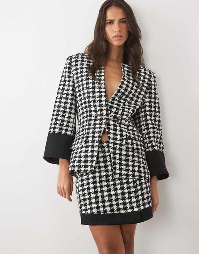 ASOS LUXE ASOS LUXE oversized tailored jacket in oversize dogtooth with chain detail in mono-MULTI