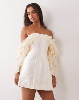 ASOS LUXE ASOS LUXE satin structured mini dress with disc sleeve in cream-WHITE