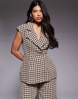 ASOS LUXE ASOS LUXE structured houndstooth vest in chocolate - part of a set-Multi