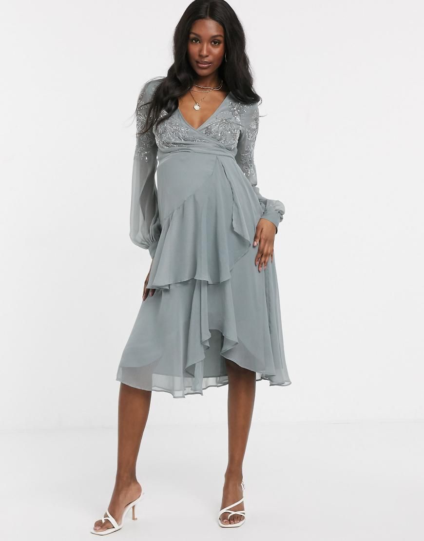 asos blue maternity dress Midi Dusty ASOS ASOS DESIGN Maternity Embellished Wrap Waist Midi Dress With Double Layer Skirt And Long Sleeve In Dusty Blue-Blues Lace insert Size:dress size pants : 36 SUMMER 2025 Portrait of a Lady