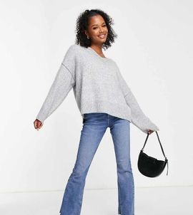ASOS Petite ASOS DESIGN Petite chunky V-neck sweater in gray